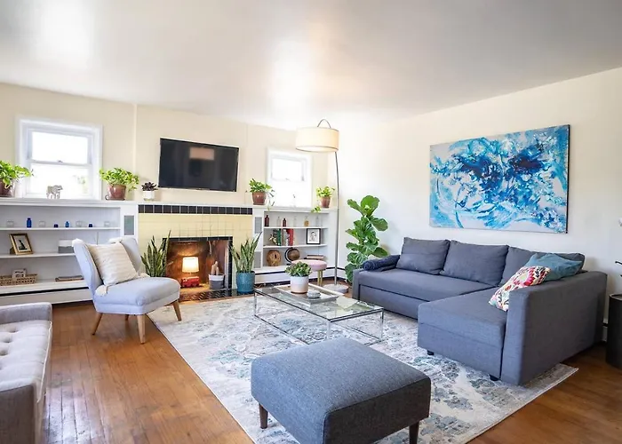 Fabulous Mid Century 4Br 3Bath House